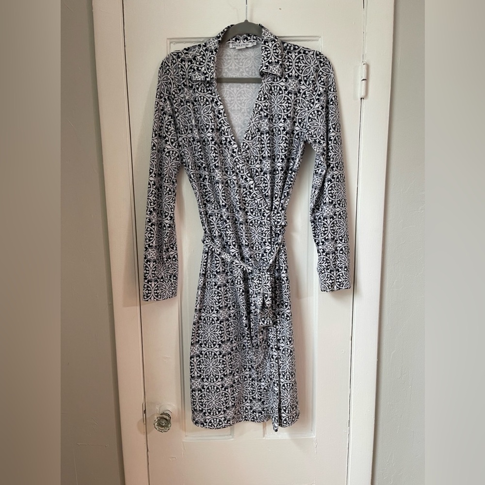 Pendleton Monochrome Patterned Long Sleeve Dress - image 4